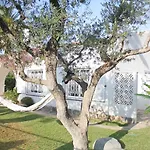 Charming Seafront Villa