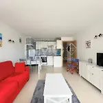 Apartamento en primera linea de playa 100A - INMO22