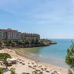 Coastal Paradise & Cozy Home With A 100M From The Beach!