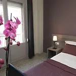 Hostal Fonda Montserrat