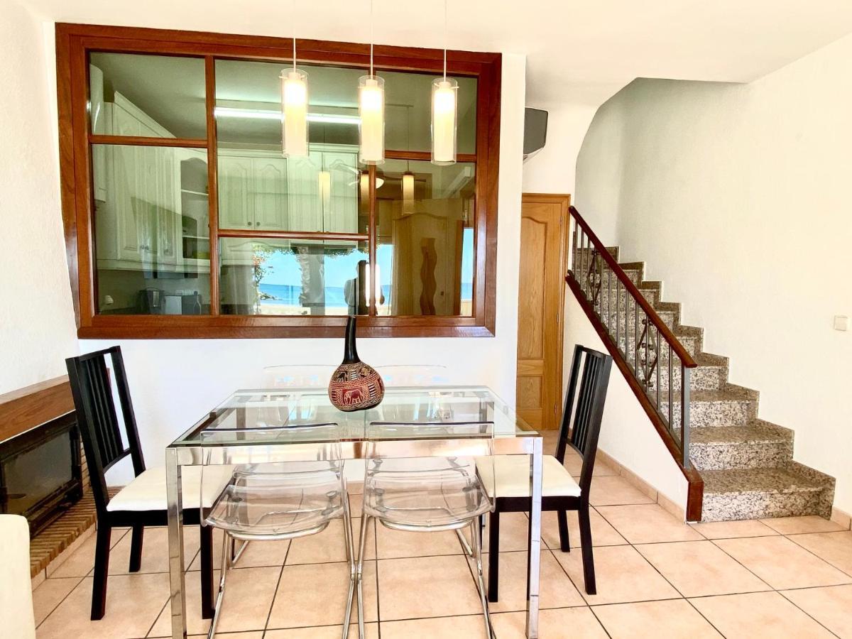 House In Front Of The With Sea View Holiday home Cambrils