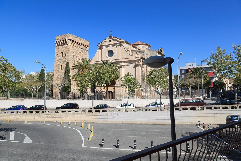 Fonda Montserrat Guest house 2*