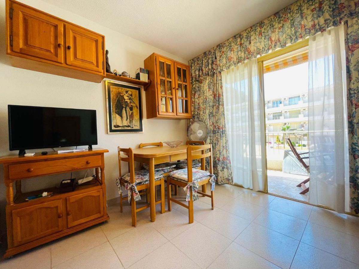 Apartamento Vistas Al Mar, Con Acceso Directo A La Playa, Piscina Y Parking Gratis!!! Apartamento *