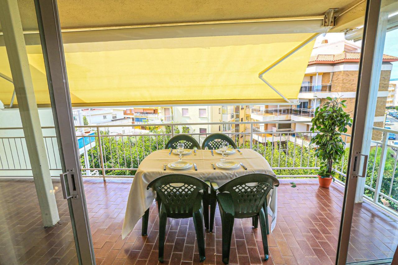 Coral - Only Families * Cambrils