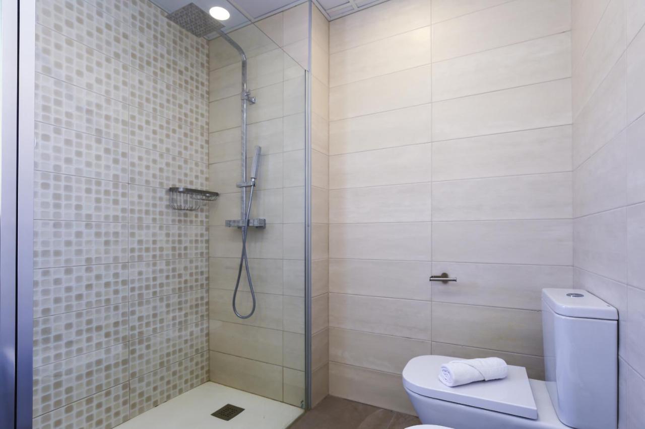 Clanxet Planetcostadorada Villa Cambrils