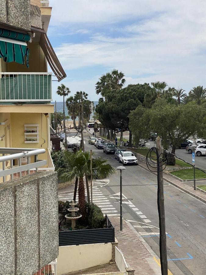 For A Regueral Mar * Cambrils