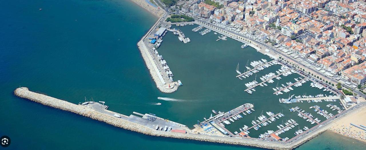Charles 2 * Cambrils