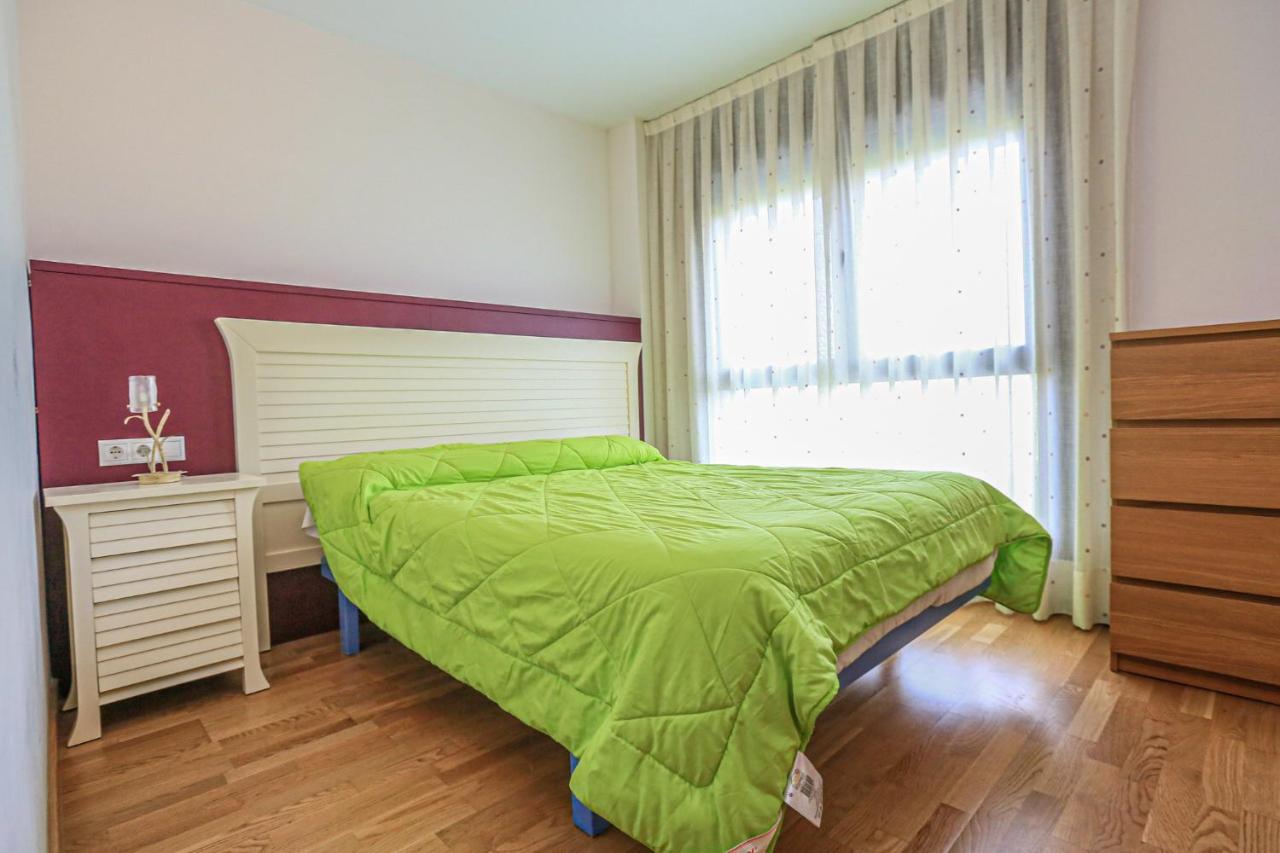 Esquirol - Only Families Apartamento *