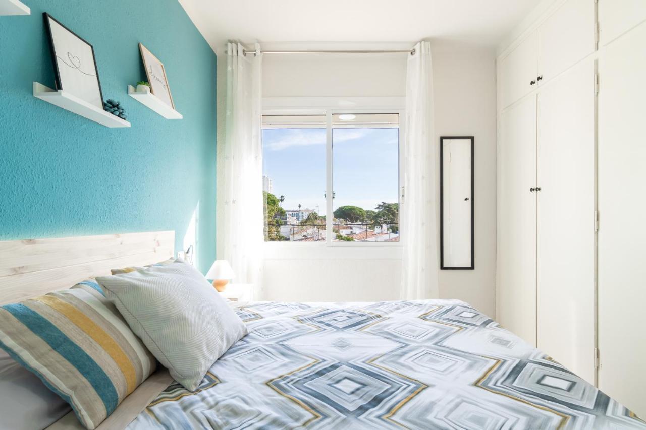 Coastal Paradise & Cozy With A 100m From The Beach! *