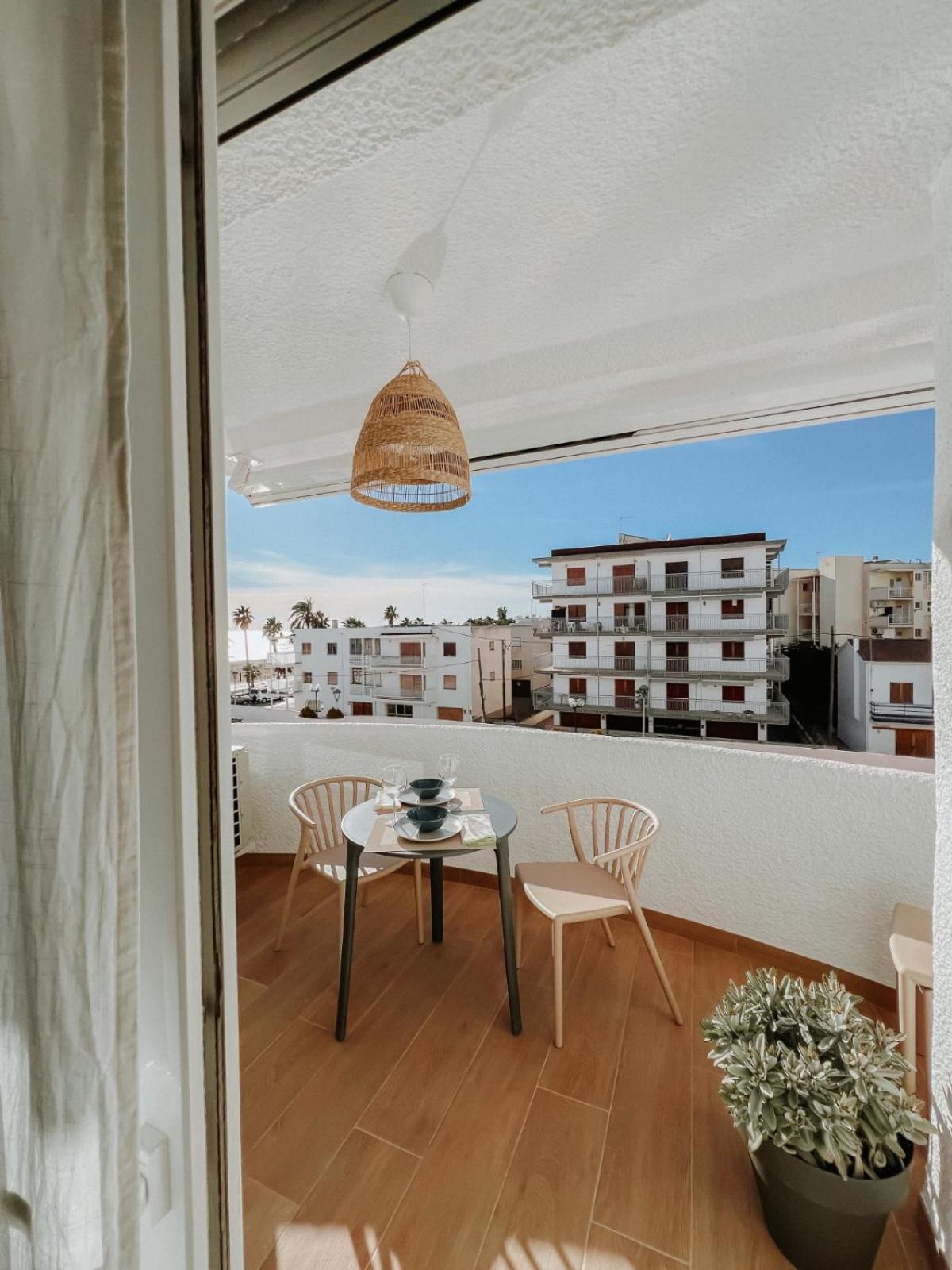 Femina Blue * Cambrils