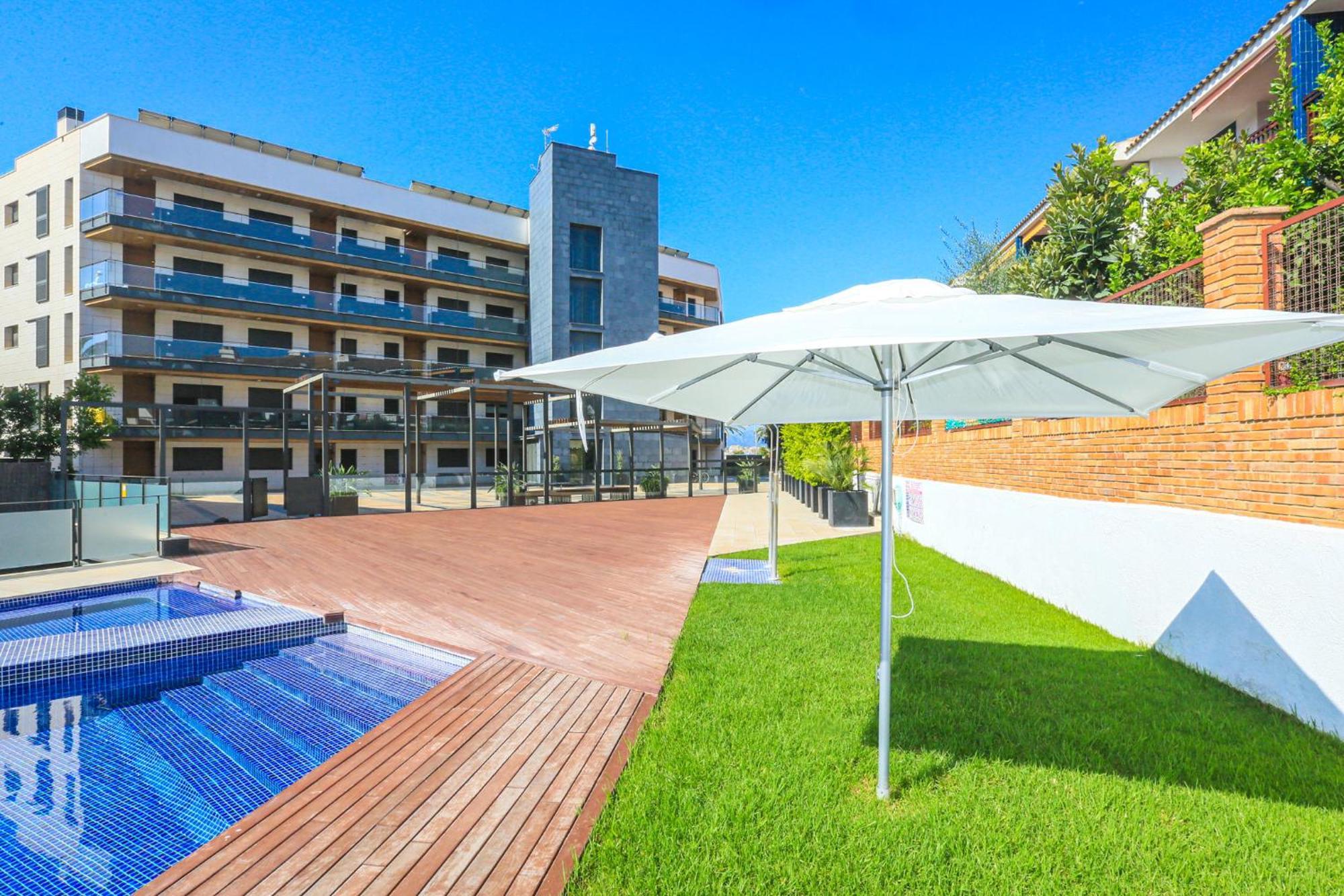 Tropicana Mar Litoral - Only Families Apartment
