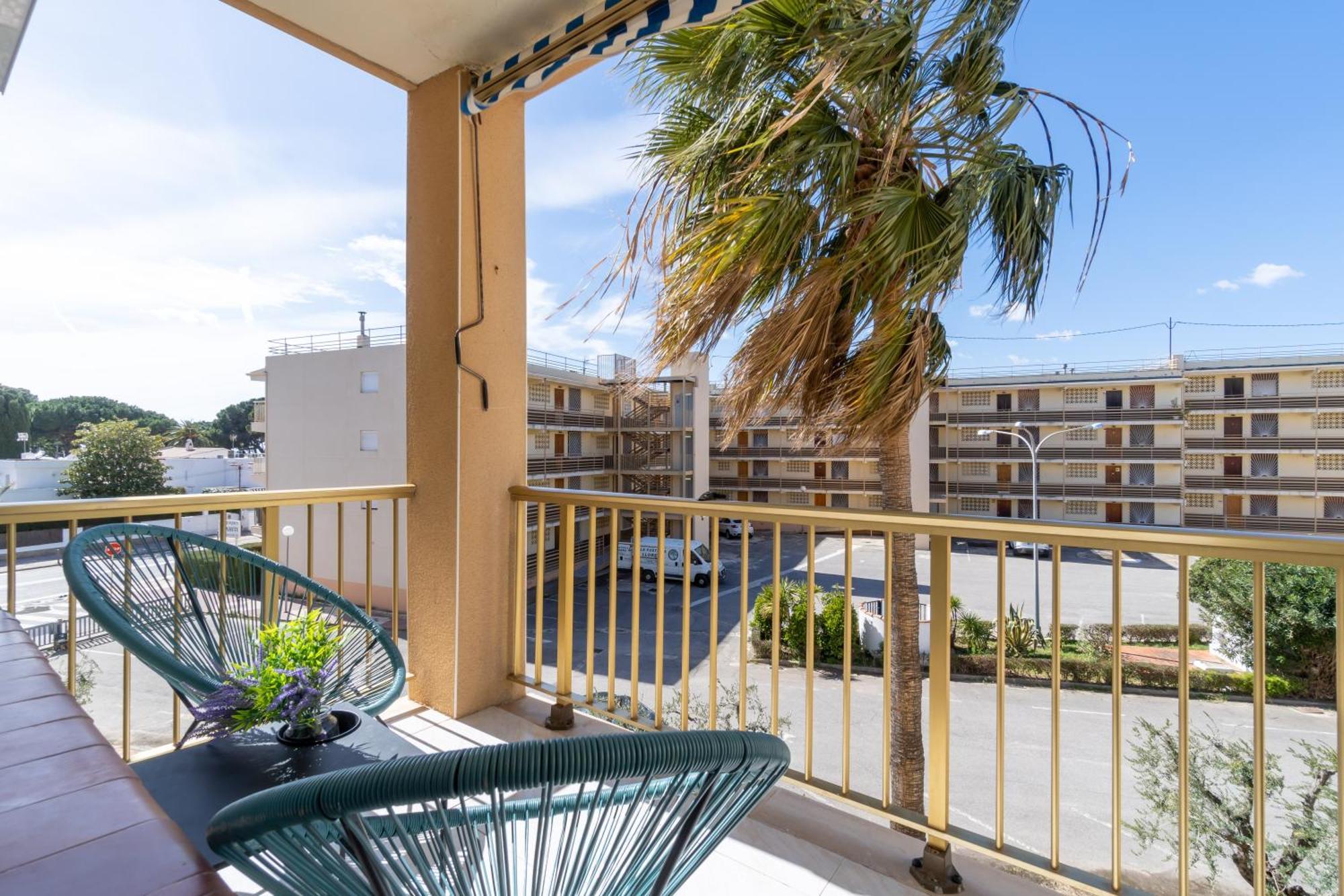 Apartamento Coastal Paradise & Cozy With A 100m From The Beach! *