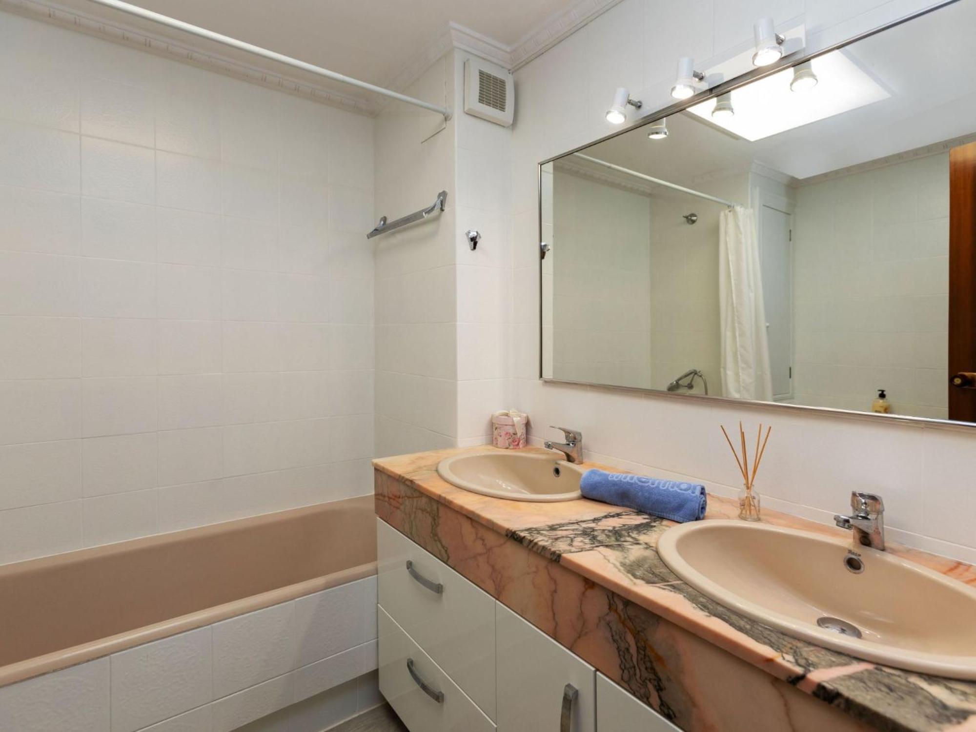 Dr-fleming By Interhome Cambrils
