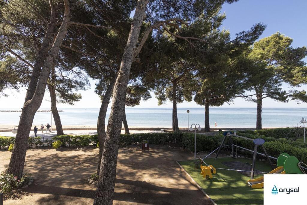 Tarracohomes, Con Terraza Cerca De La Playa Vilafortuny * Cambrils