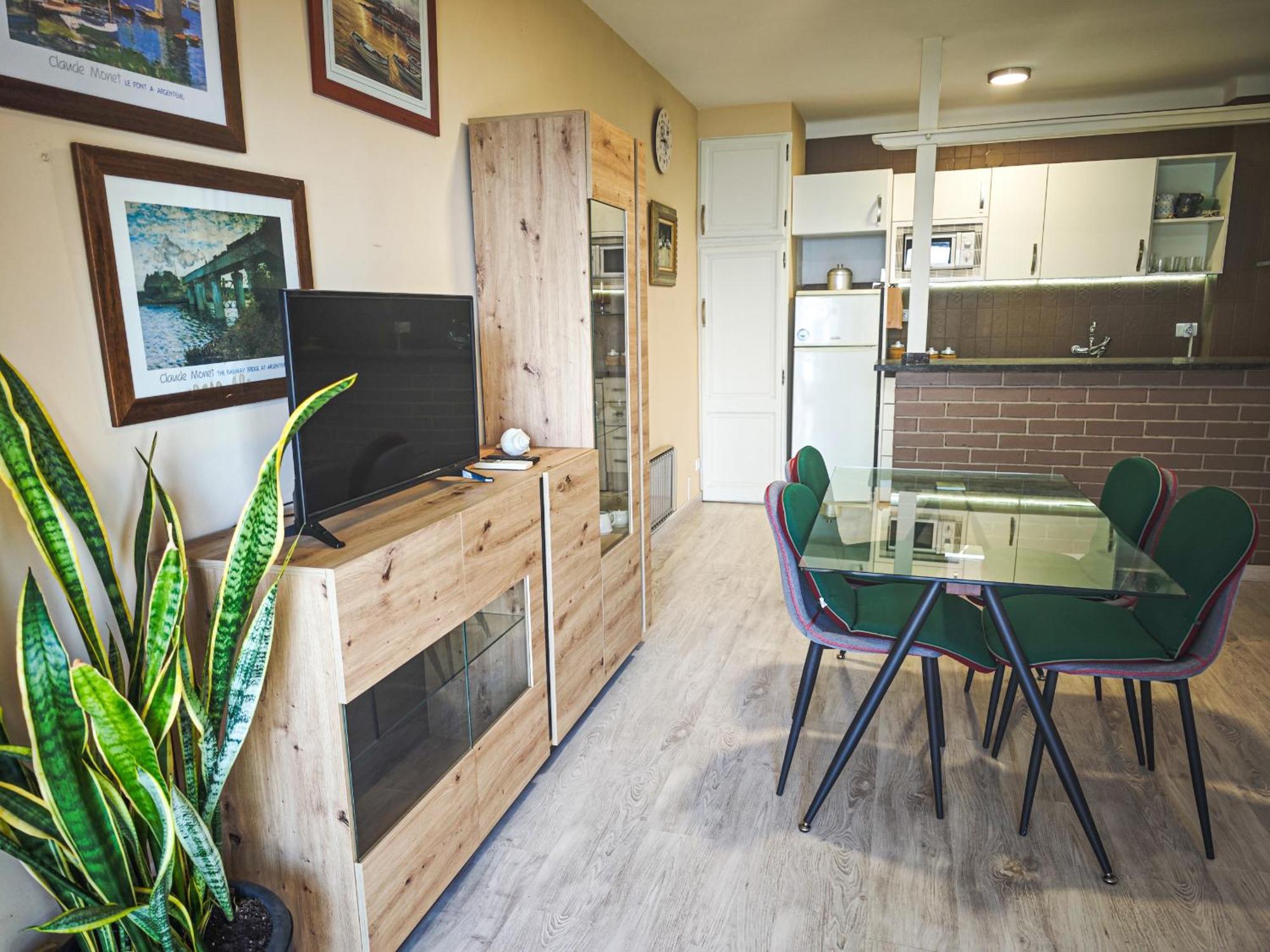 Litoral Costa Dorada - Canastel Only Families Apartamento *