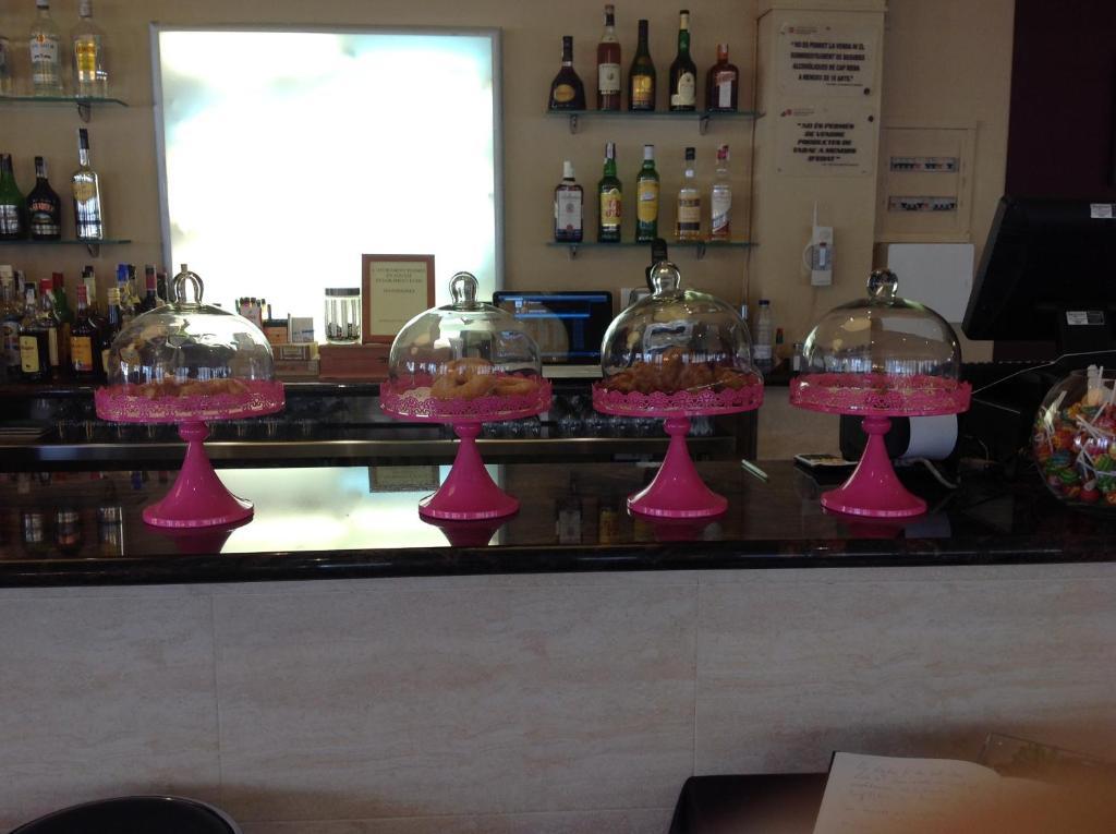 Fonda Montserrat Guest house