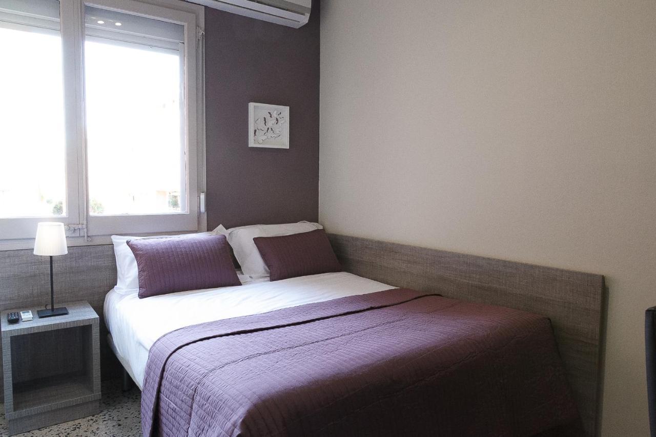 Guest house Fonda Montserrat 2*