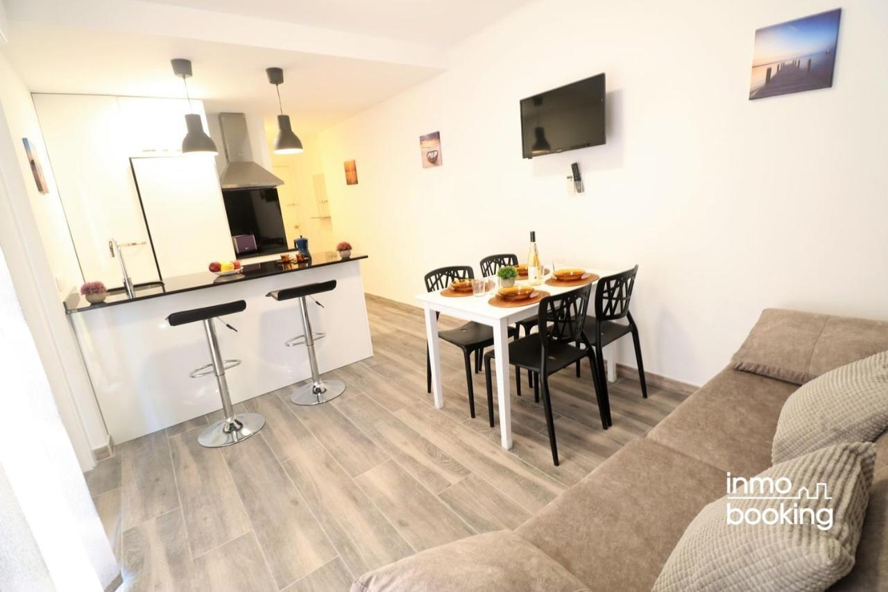 Inmobooking Pins Ii Essence Holyday * Cambrils