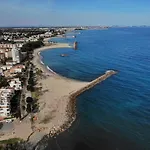 Primera Línia De Mar, Zona Tranquila
