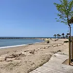 Myhost la Dorada frente al mar