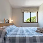 Ático en primera línea con vistas, piscina y parking