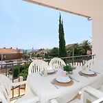 Uhc Acacias Apartments