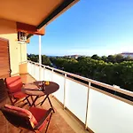 Sunny Flat With Balcony And Sea Views