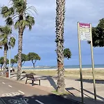 Casa Adosada Cerca Del Mar Con Solarium Y Patio, Ideal Para Vacaciones En Cambrils - Es-9-173
