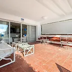 Hauzify I Casa Geranis