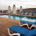 Apartamentos Arago