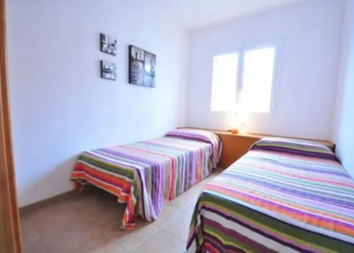 Apartamento Vista A La Piscina Para 8 Personas En Cambrils