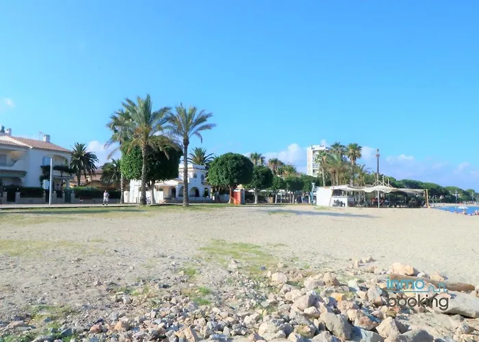 Sun Beach Mediterrani, En Frente Del Mar