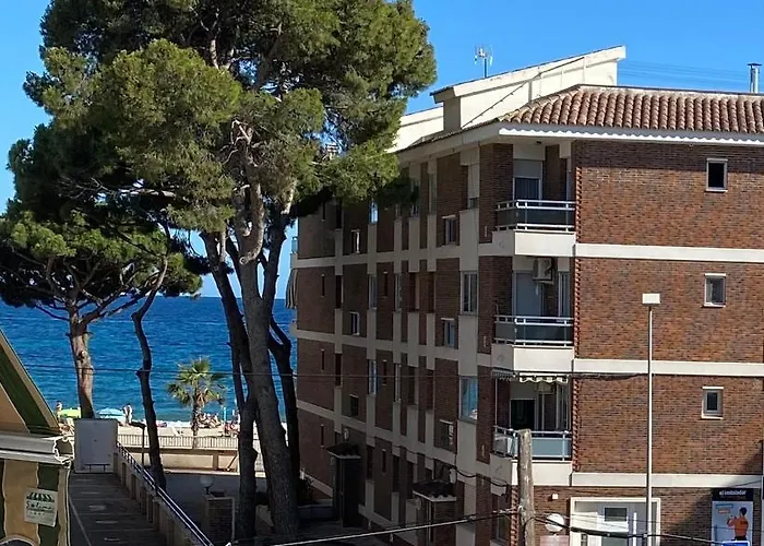 Tranquilidad Y Confort, Apartamento Reformado En Cambrils