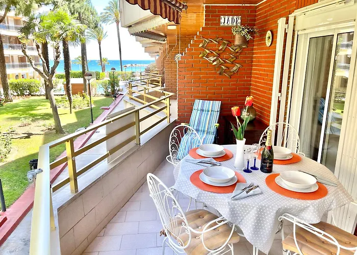 ApartBeach MARINA PLAYA Climatizado Piscina y Parking