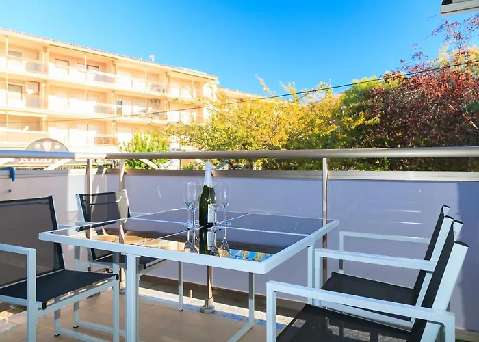 Uhc Playa Dorada Apartments