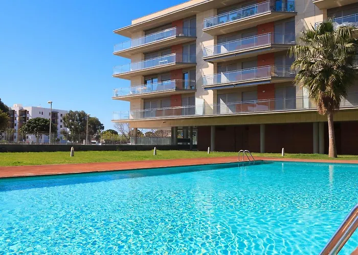 Uhc Esquirol Apartments
