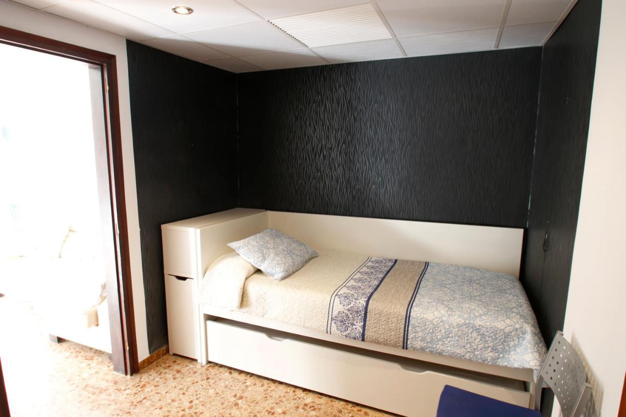 Casa Rosales 4 *