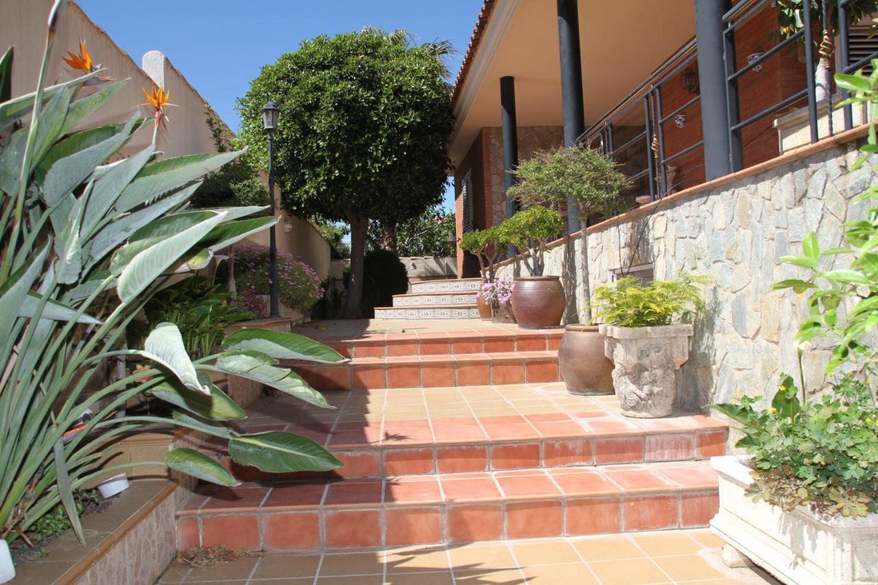 Con Piscina Privada En Zona Tranquila De