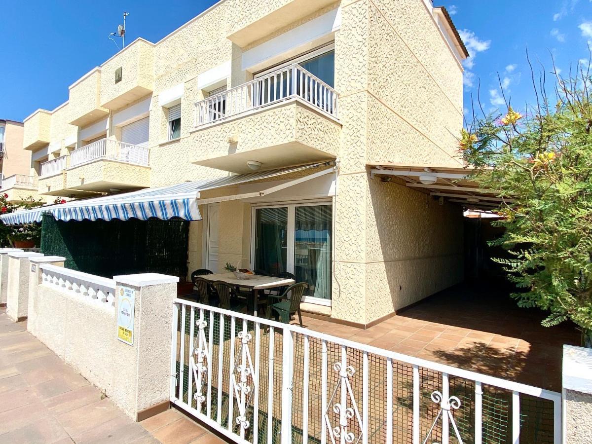 Casa Comoda Delante De La Playa Con Vista Al Mar *