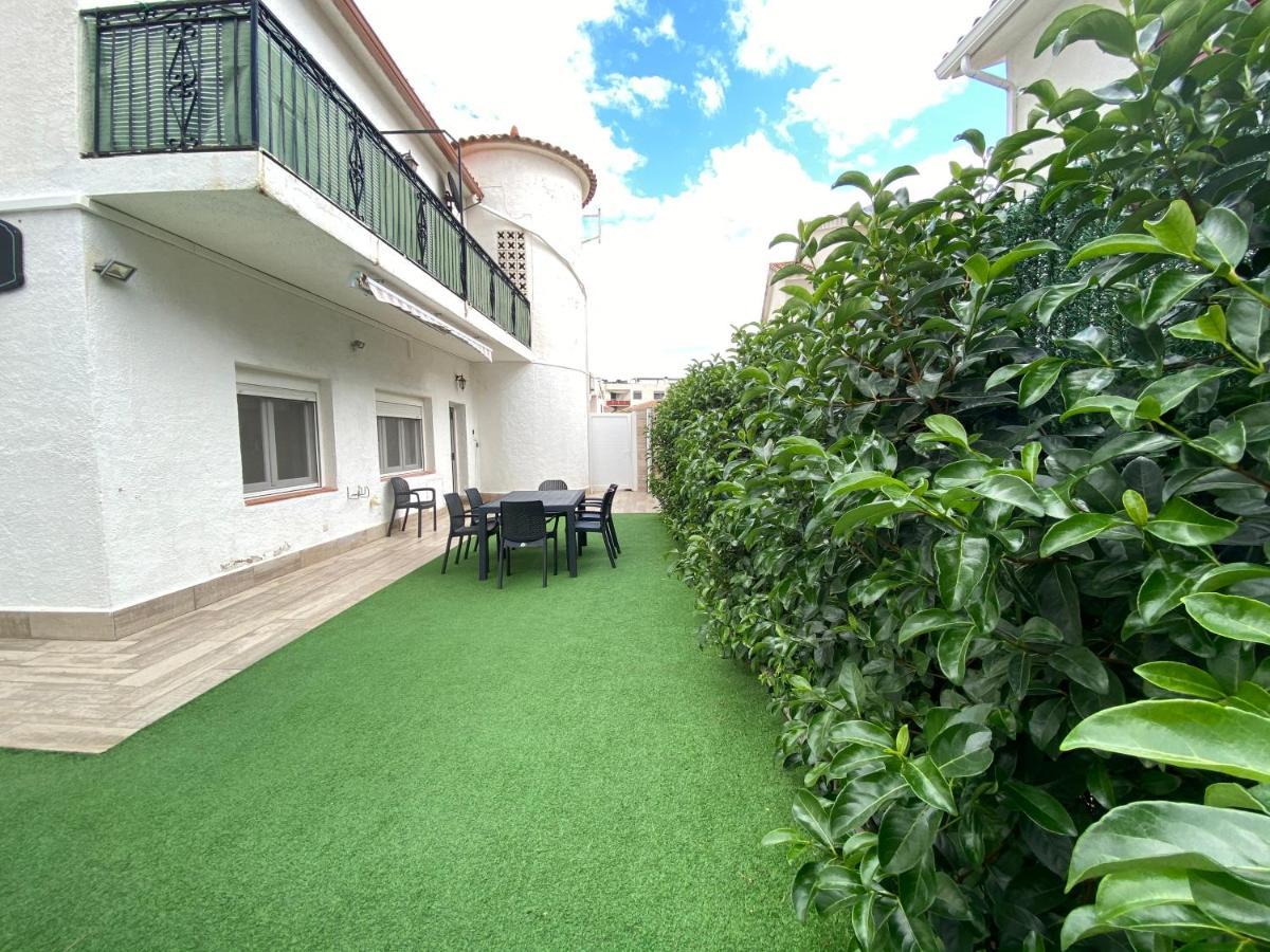 Sol Cavet Con Jardin Portaventura Apartment Cambrils