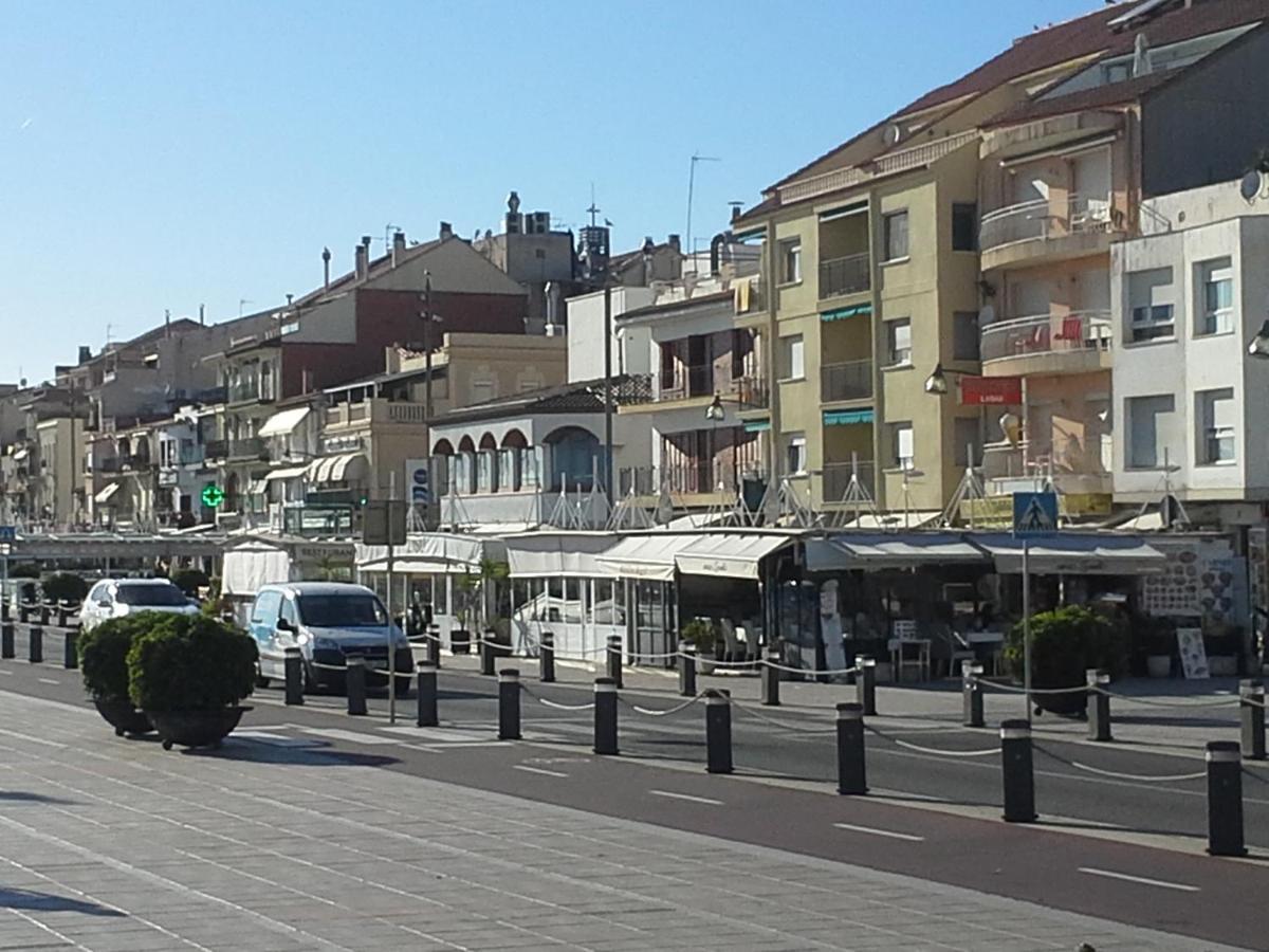 Vue: Beachfront Retreat With Pool And Access * Cambrils