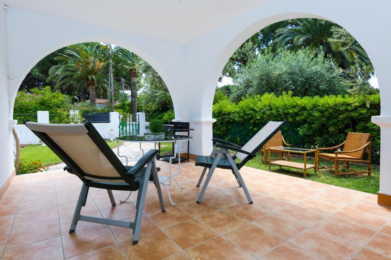 Villa OnlyWay VILLABIANCA Casa individual con jardín privado a 50m de la playa Cambrils