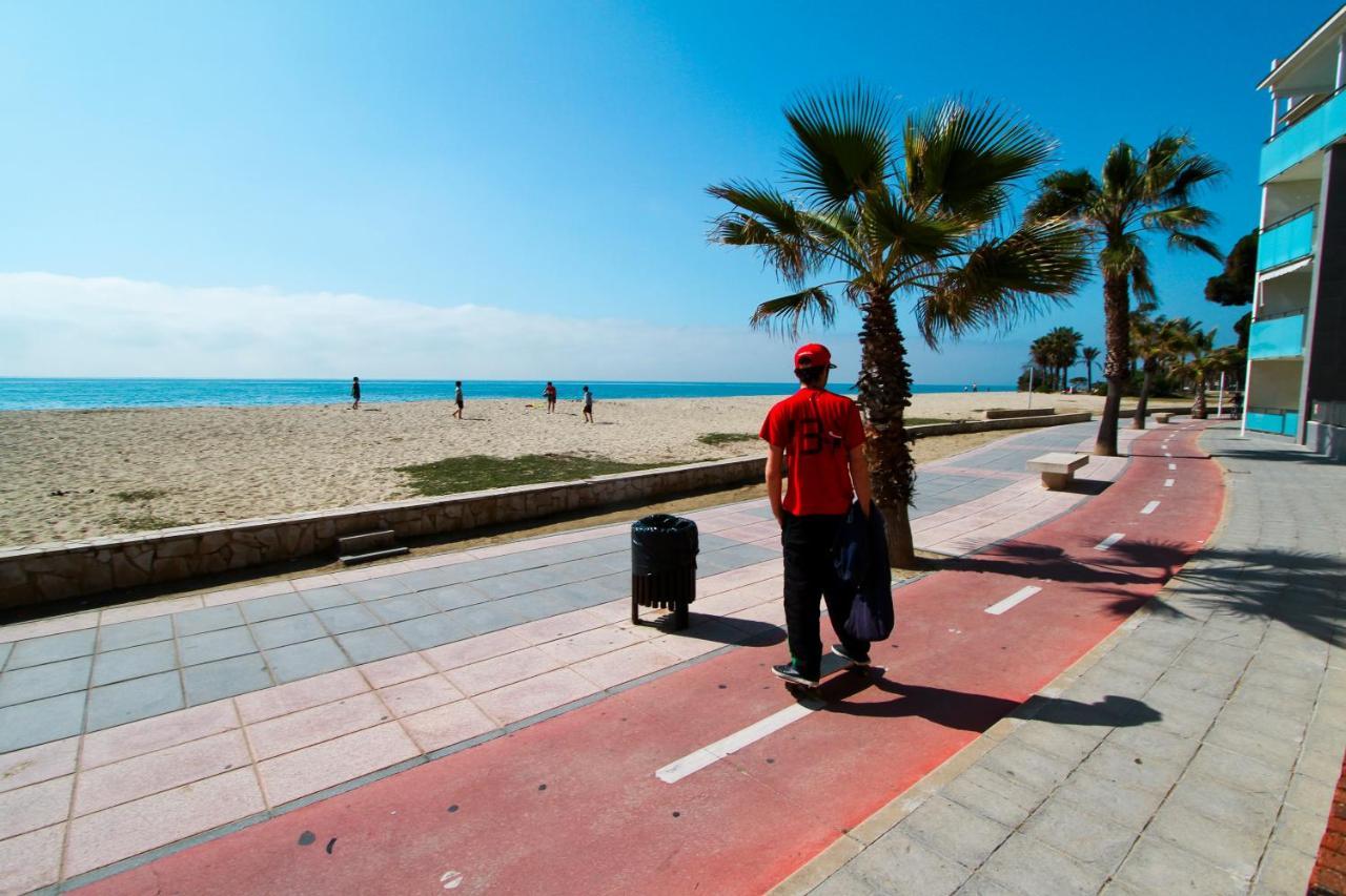 OnlyWay VILLABIANCA Casa individual con jardín privado a 50m de la playa Villa Cambrils