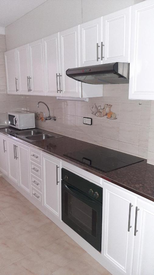 Apartment Vue: Beachfront Retreat With Pool And Access Cambrils