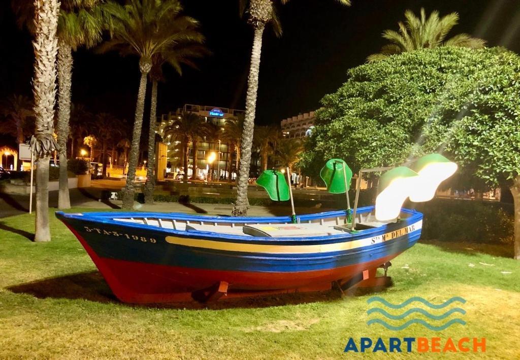 Apartbeach Marina Playa Climatizado Piscina Y Parking