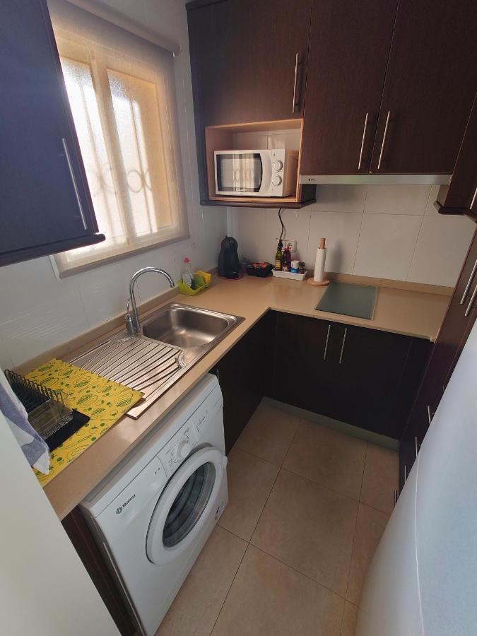 Primera Línia De Mar, Zona Tranquila Apartamento *