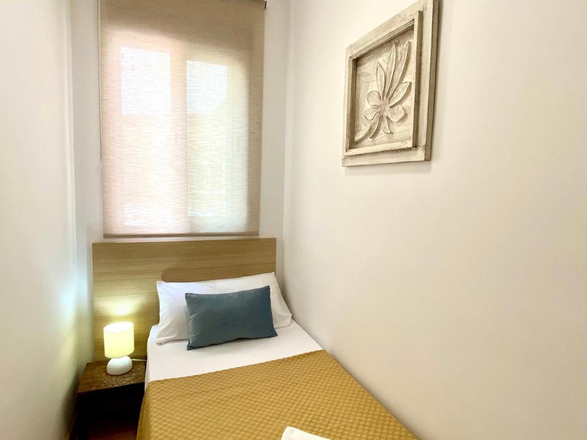 Apartamento Comodo En El Centro De *