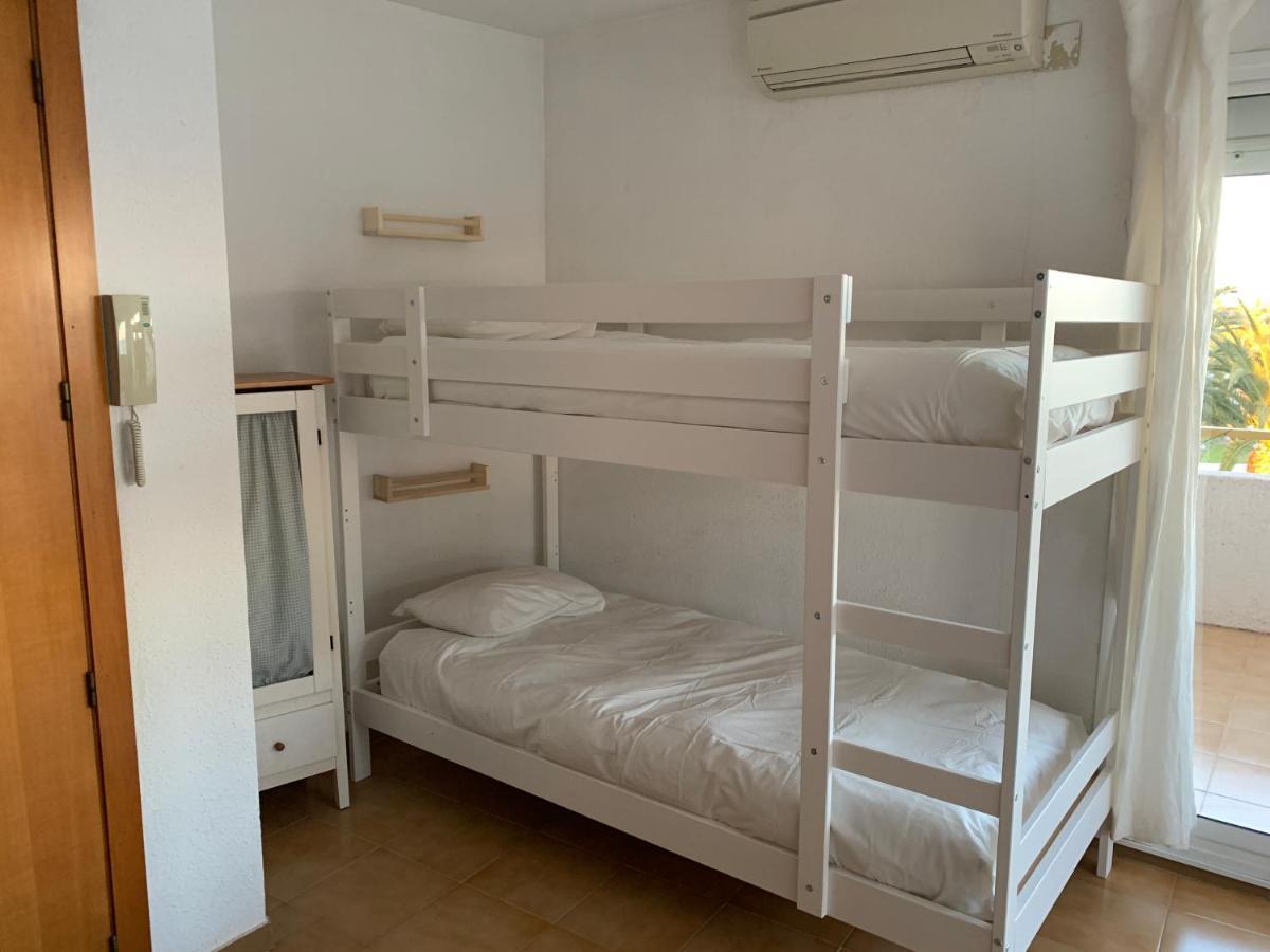 Apartamento Sobre El Mar, Con Piscina Y Wifi Apartamento