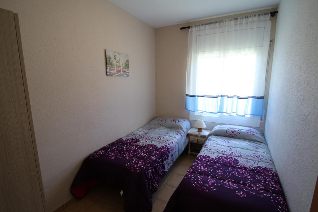 Casa Rosales 2 * Cambrils