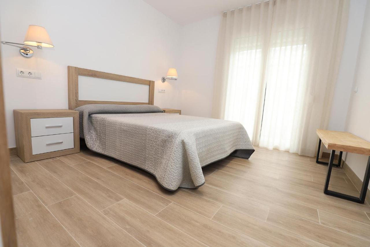 Agneta - Ancla * Cambrils